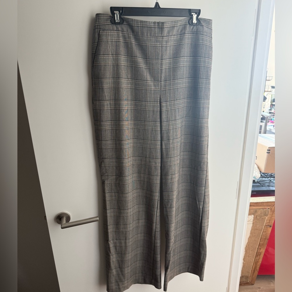 Nicole Miller wide leg plaid dress pants